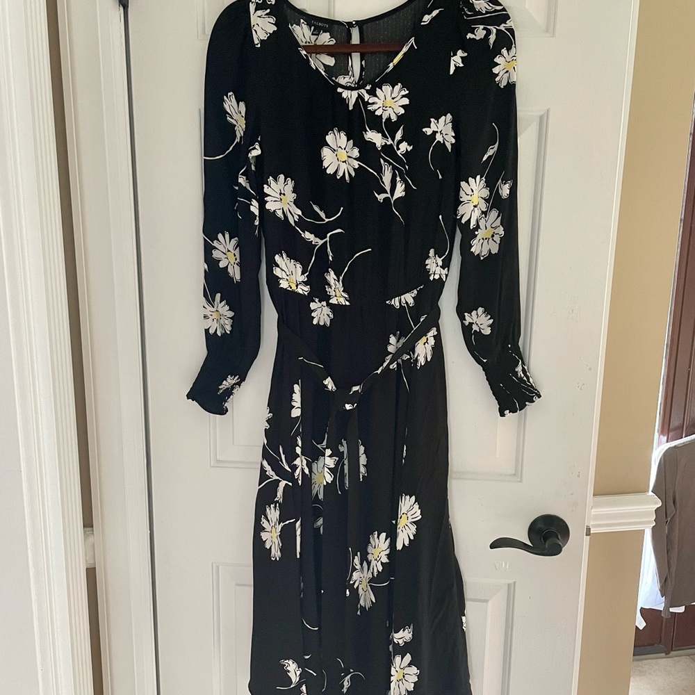 Talbots black & white daisy dress sz 2